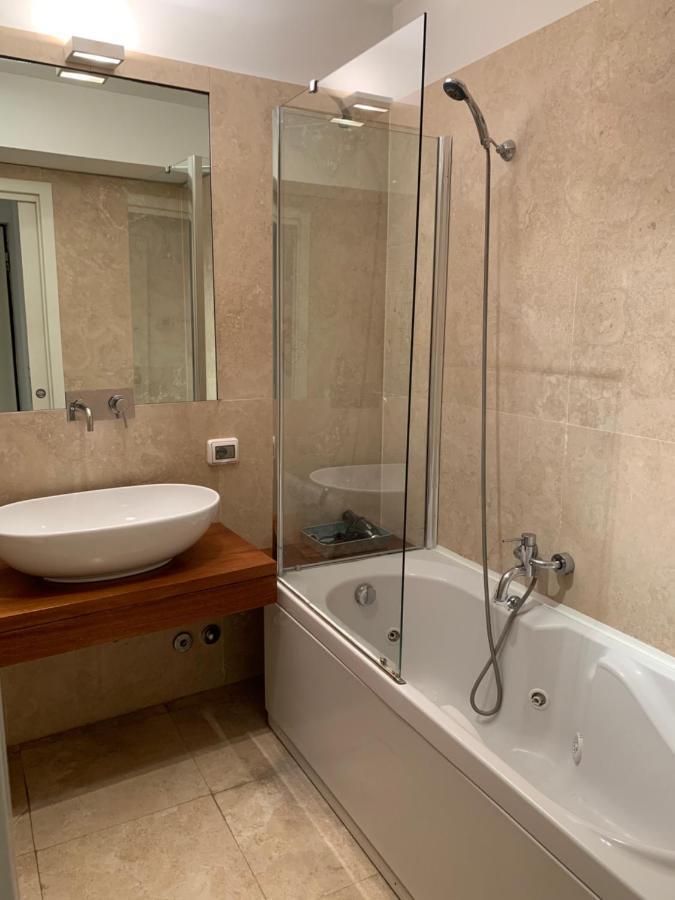 Apartment Mc - Piazza Barberini Rom